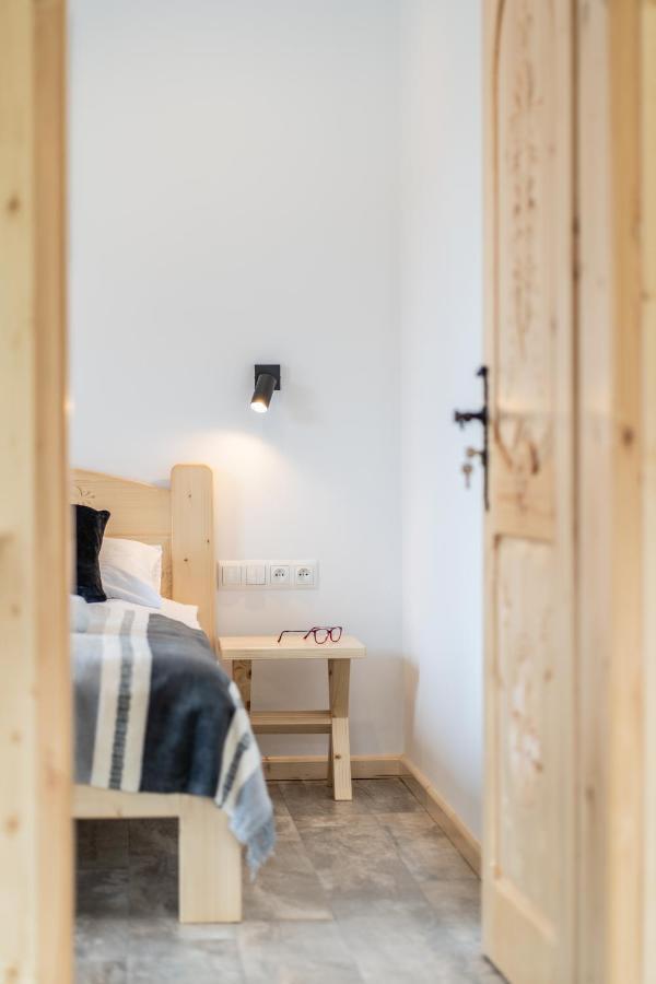 Bialy Mis Apartamenty Art & Design Zakopane Esterno foto